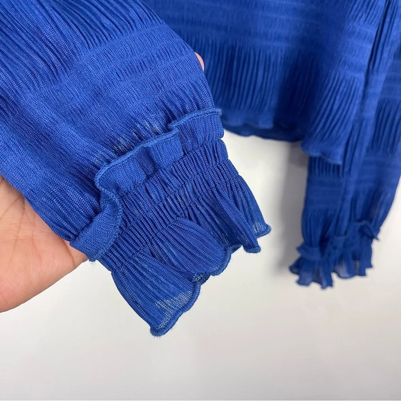 TOPSHOP Mock Neck Long Sleeve Ruffle Plisse Top Blue Size US 4 - Picture 8 of 12